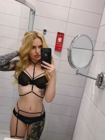 Проститутка Эвелина